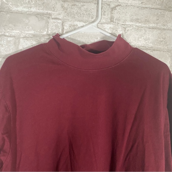 L.L bean Burgundy Long Sleeve Turtleneck men’s size large outdoor classic - Picture 2 of 6